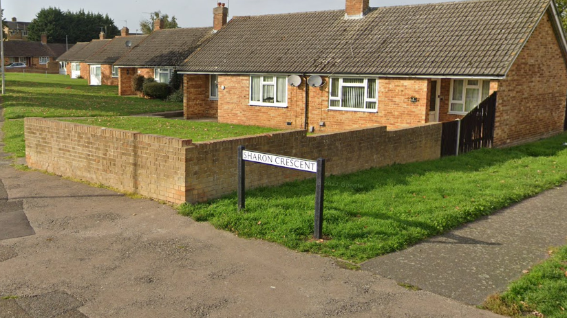 Sharon Crescent sign in Walderslade