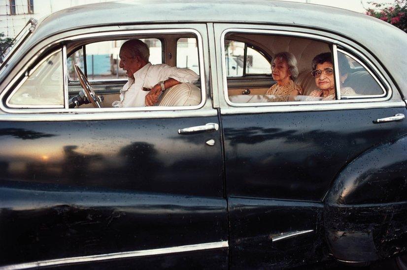Monsoon Drive, Bombay, Archival pigment print, 1988 by Sooni Taraporevala
