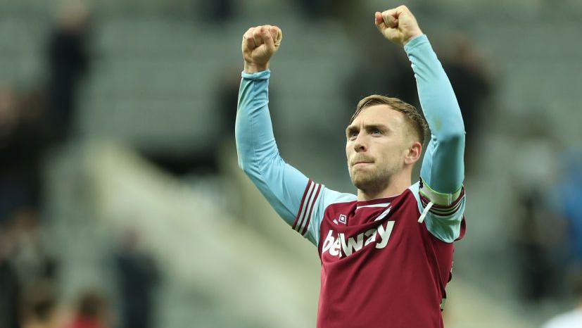 Newcastle 0-2 West Ham: Jarrod Bowen on 'really big turning point' - BBC  Sport