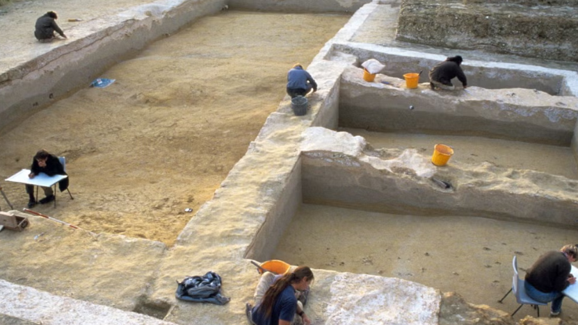 Archaeologists at the dig site in 1995