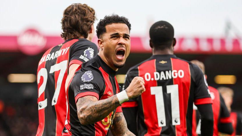 Justin Kluivert of Bournemouth celebrates scoring 