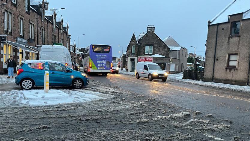 Sneachda ann an Inbhir Nis