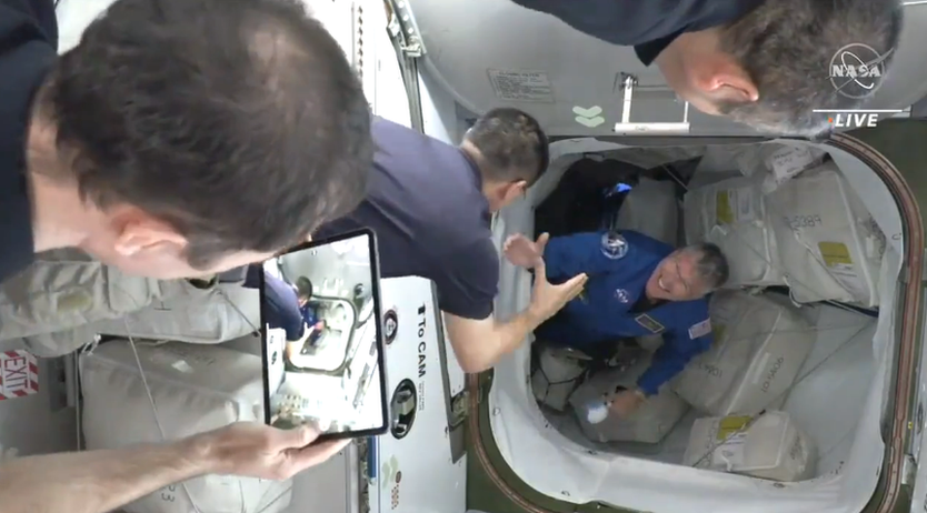 Crew 6 arrive on board the ISS