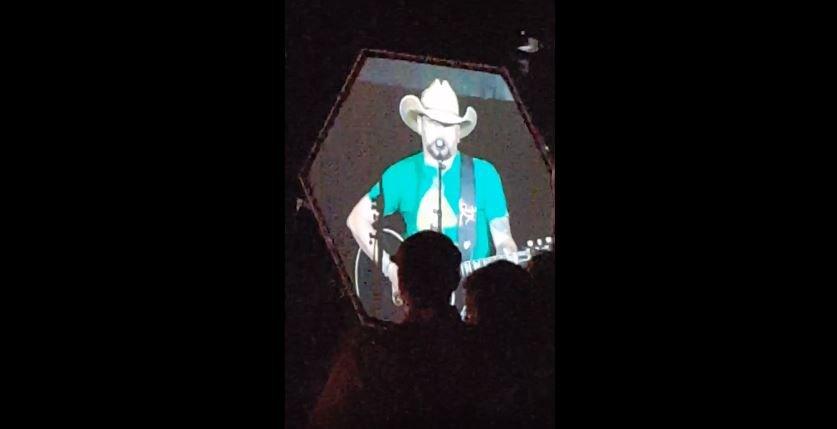 Jason Aldean on stage at BOK Center, Tulsa