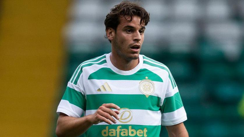 Celtic midfielder Paulo Bernardo