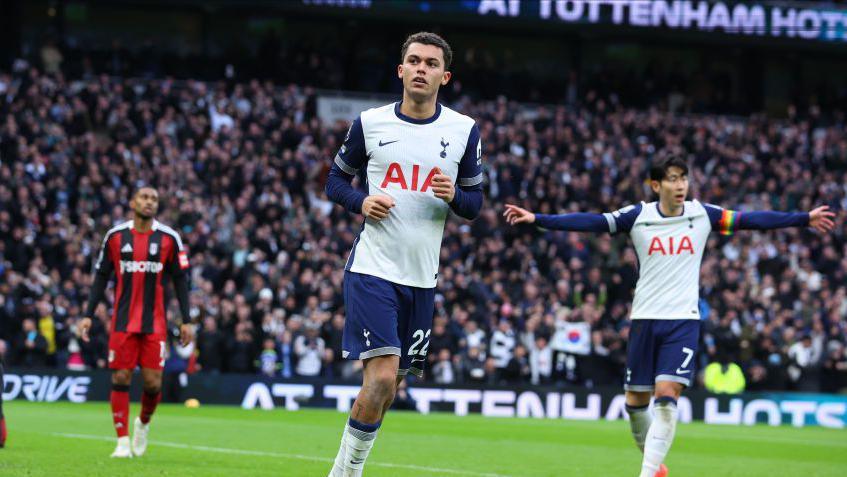 Tottenham 1-1 Fulham: Key stat - BBC Sport