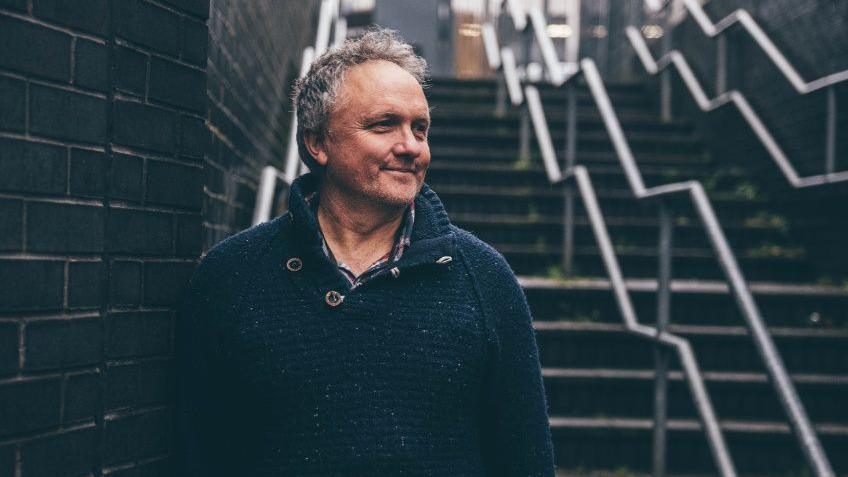 Y prif weithredwr Adam Rees