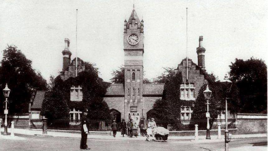 Archive of Walsall Arboretum