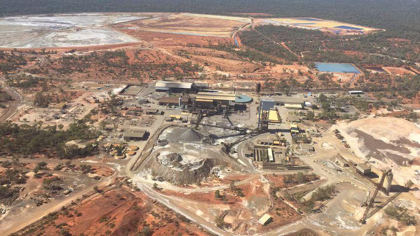 A large mine in the Australian outback