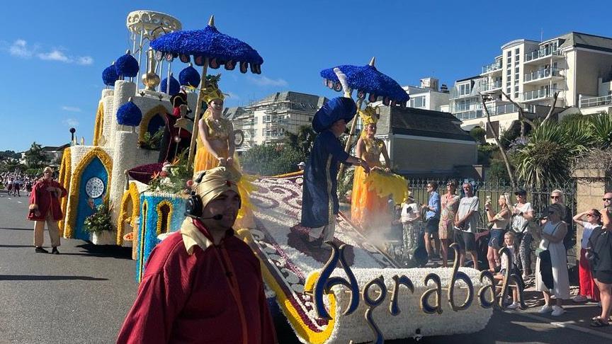 St Clement's float on Victoria Avenue during this year's parade