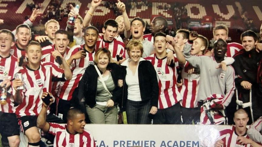 Young Southampton footballers celebrate after winning the Premier Academy division in 2005-06