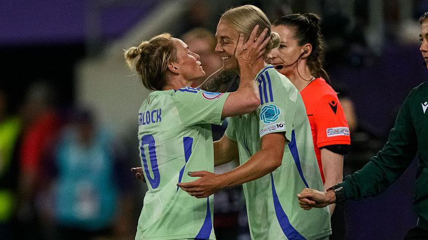 Euro 2025: Wales 'over the moon' to see Sophie Ingle get her finals moment