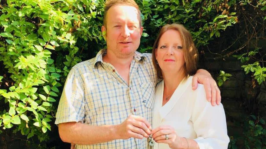 Stephen and Julie Penney after getting the keys to the pub in 2018