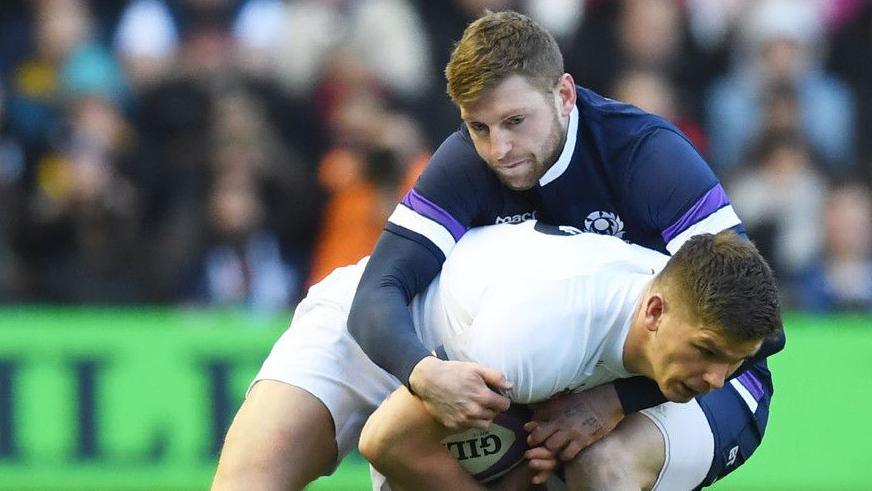 Finn Russell and Owen Farrell at Murrayfield in 2018