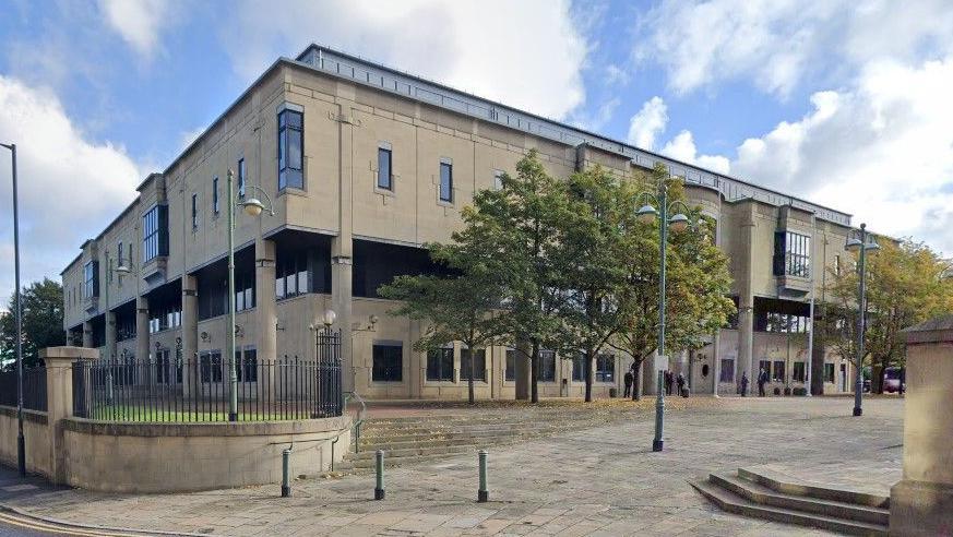 Bradford Crown Court exterior