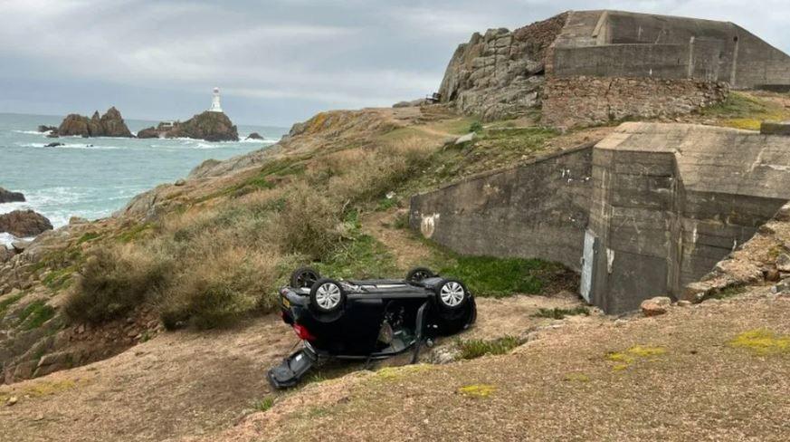 Car on its roof