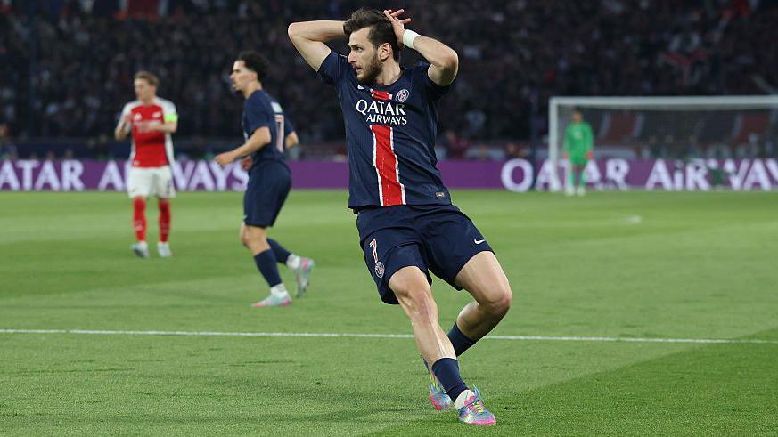Khvicha Kvaratskhelia reacts during Paris St-Germain's Champions League semi-final against Arsenal