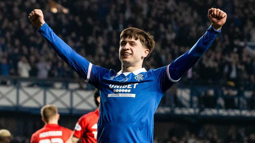 Mikey Moore celebrates scoring against Aberdeen