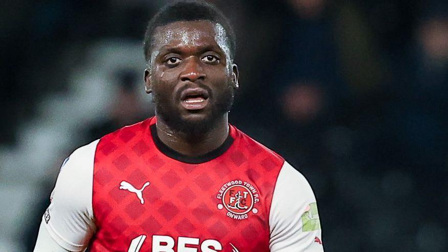 Kabongo Tshimanga playing for Fleetwood Town