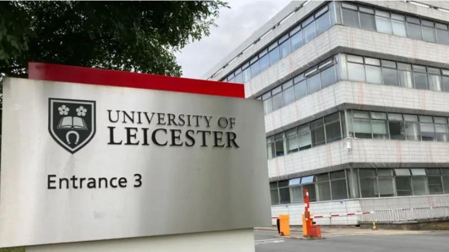 Sign which reads: UNIVERSITY OF LEICESTER ENTRANCE 3