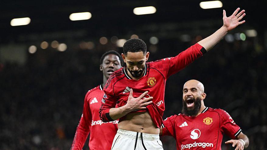 Man United and Bournemouth draw 4-4 in extra ordinary thriller Matheus Cunha celebrates scoring Manchester United's fourth goal