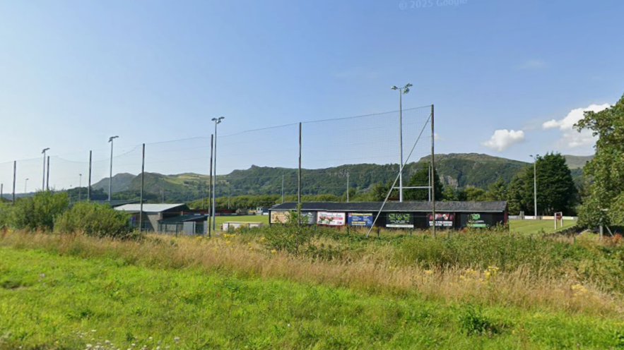 Y Traeth, Porthmadog