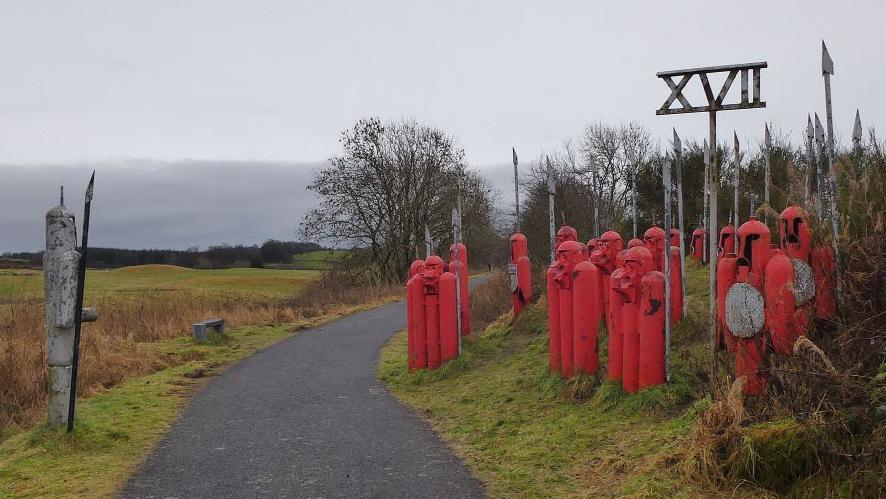 Statues of Roman soldiers at Kilmacolm