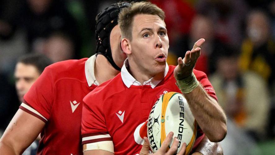 Liam Williams in action for Wales