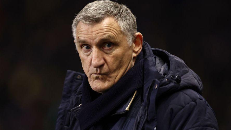 Tony Mowbray in his last game as Birmingham City boss just before stepping down in February 2004