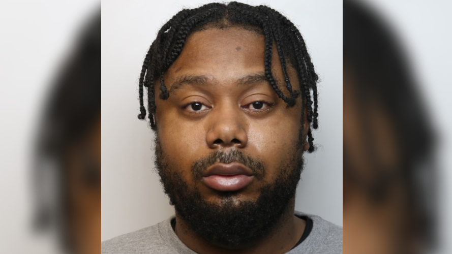 Chaivaz Stapleton police custody mugshot - he has a beard and grey t-shirt