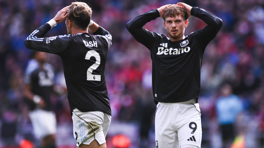 Aston Villa's players react during the draw with 10-man Sunderland