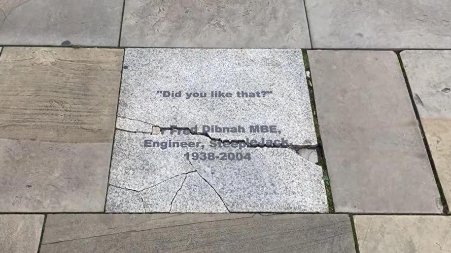 The original stone commemorating Fred Dibnah has several large cracks.