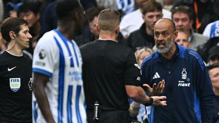 Nottingham Forest boss Nuno Espirito Santo reacts after being sent off against Brighton