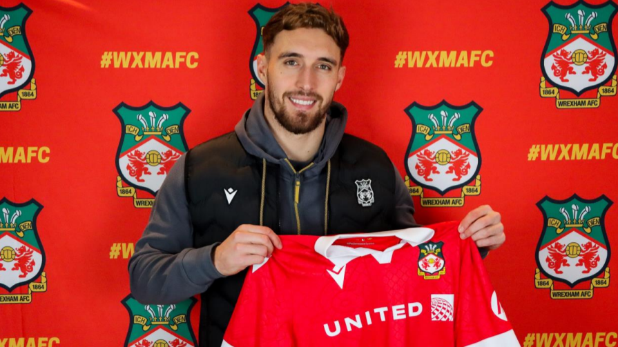 Wrexham: Striker Sam Smith 'couldn't turn down' Dragons' project - BBC Sport