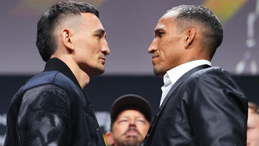 Max Holloway and Charles Oliveira face off