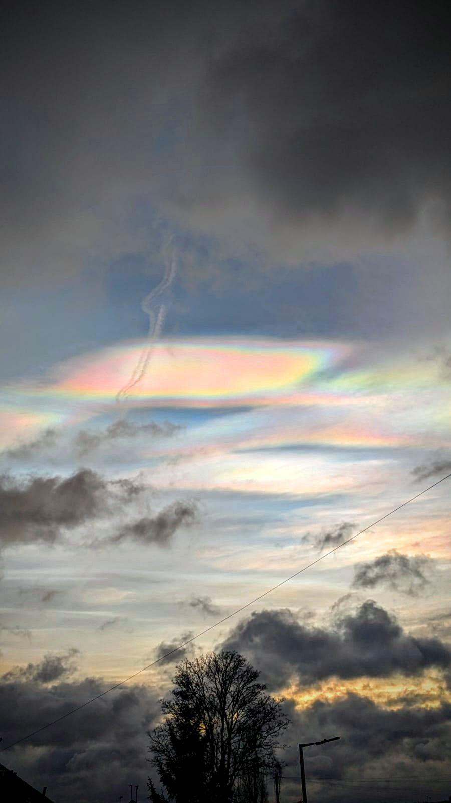 Nacreous cloud in Rotherham