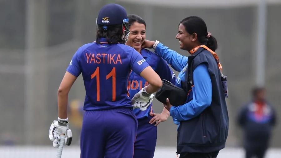 Smriti Mandhana was hit on the helmet by a Shabnim Ismail bouncer