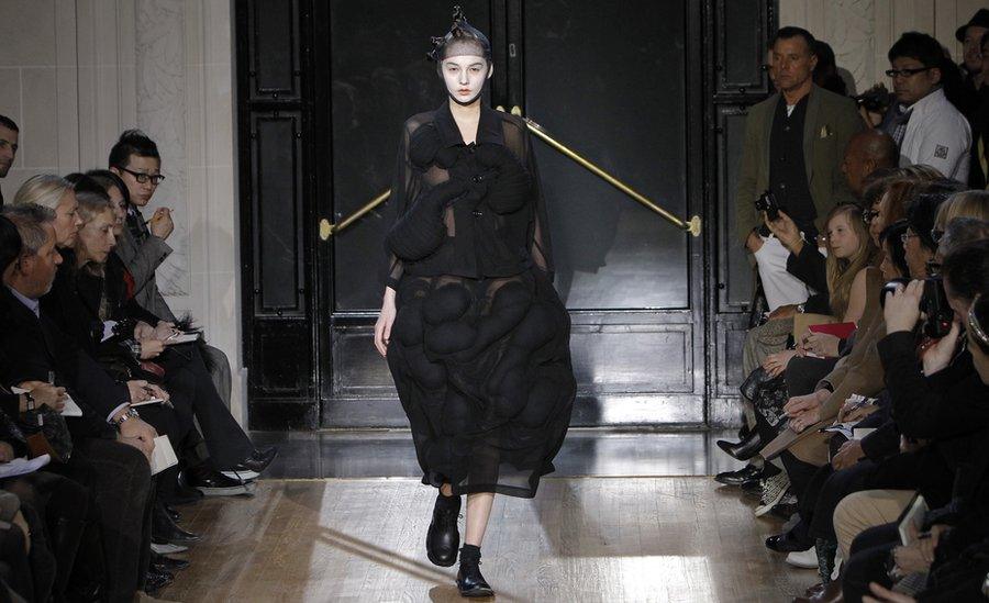 Met Gala honours Japanese fashion designer Rei Kawakubo BBC News