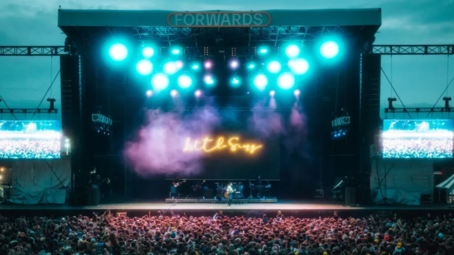 Little Simz playing Forwards Festival in 2022