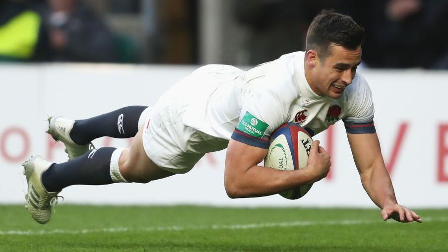 Alex Lozowski dives in to score a try for England against Samoa in 2017