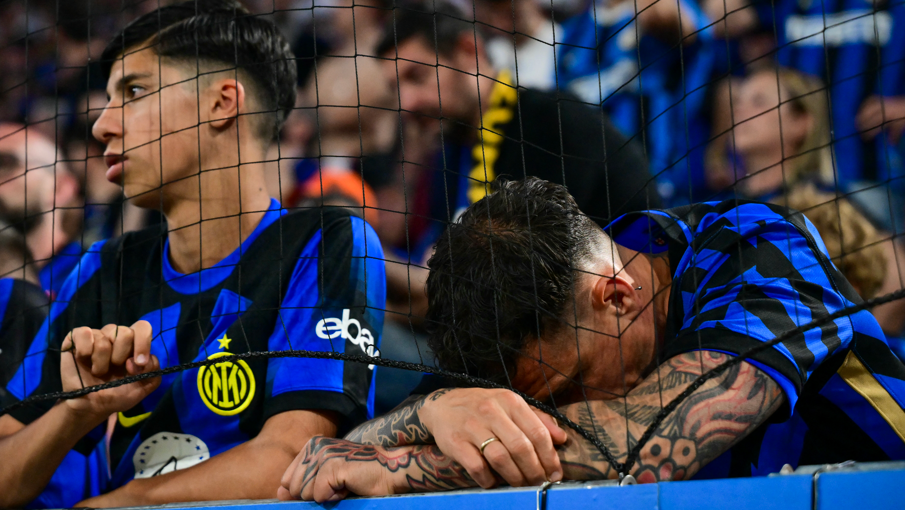 Inter want Inzaghi to stay despite record final defeat 2 Inter Milan fans react during their team's 5-0 defeat to Paris St-Germain in the 2025 Champions League final in Munich