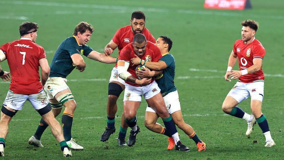 Kyle Sinckler playing for the Lions agaisnt South Africa