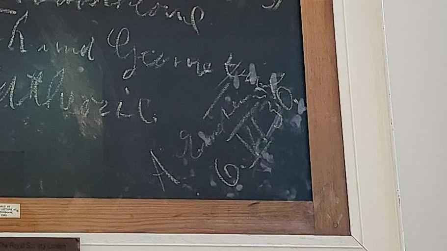 Signature zoomed in
