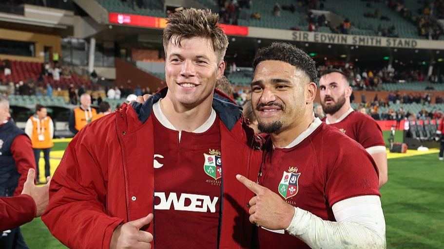 Huw Jones and Sione Tuipulotu