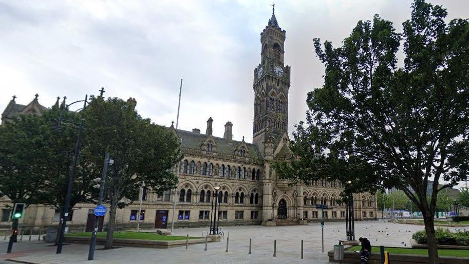 Bradford City Hall exterior