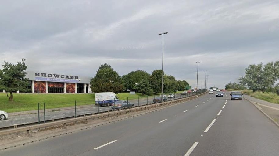 A Google streetview image of the A52 Clifton Boulevard in Lenton, in Nottingham, opposite the Showcase cinema