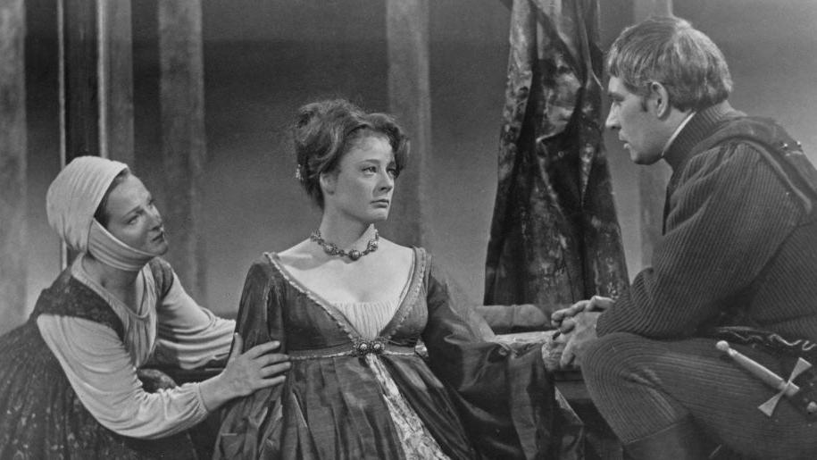 Maggie Smith as Desdemona 