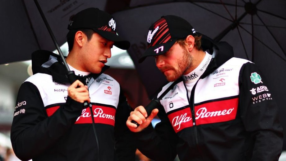 Zhou Guanyu and Valtteri Bottas