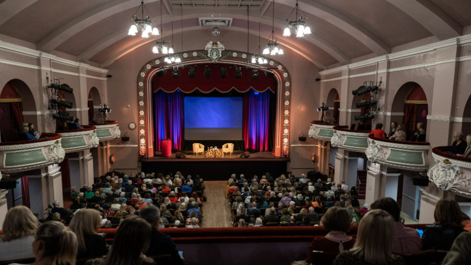 auditorium 