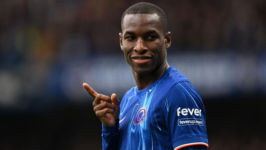 Nicolas Jackson in a Chelsea shirt